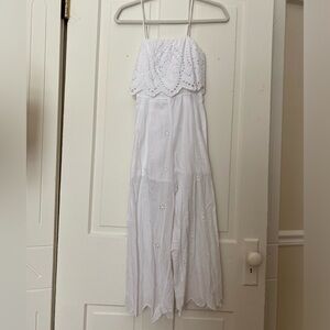 White eyelet jumper. Fits like size S